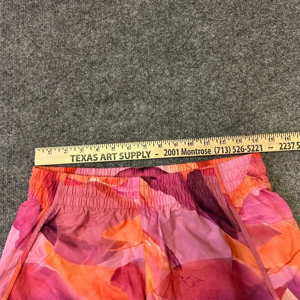 Athleta Shorts Womens Size S Pink Orange Abstract Printed Racer Run 4 Athletic